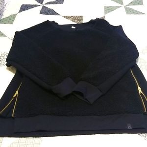 Varley fleece sweatshirt